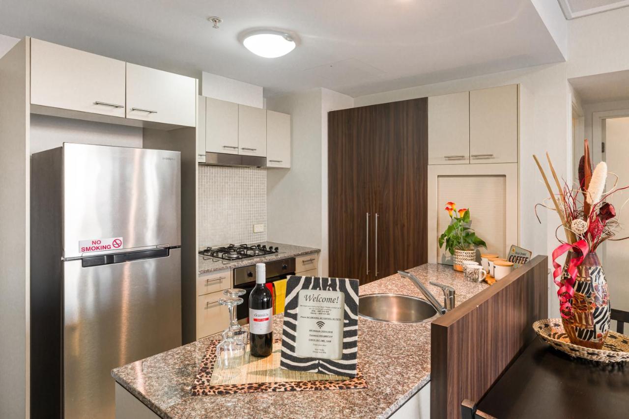 African Escape On Level 38 - Balcony With Views Brisbane Exteriör bild